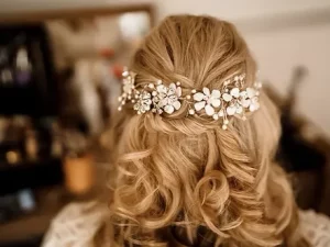 Aurora Hairvine