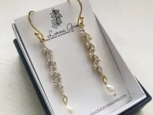 Freshwater pearl crystal drop earrings