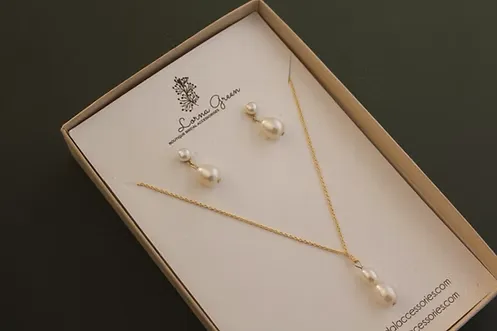 Gold Jewellery Set, Bridal Accessories