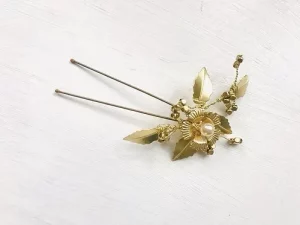 Mayfair golden hairpin