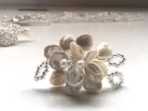 Pearl Cluster Hairpin